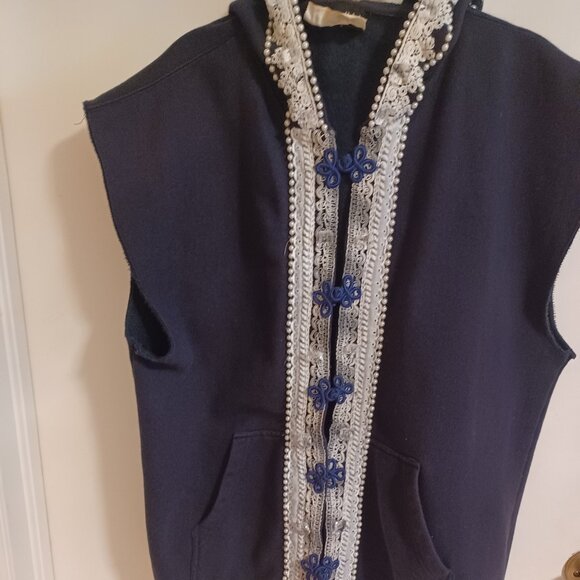 From Drab to Fab -  Hoodie/ Sleeveless Vest/Front open w/ Frogs - Picture 1 of 5